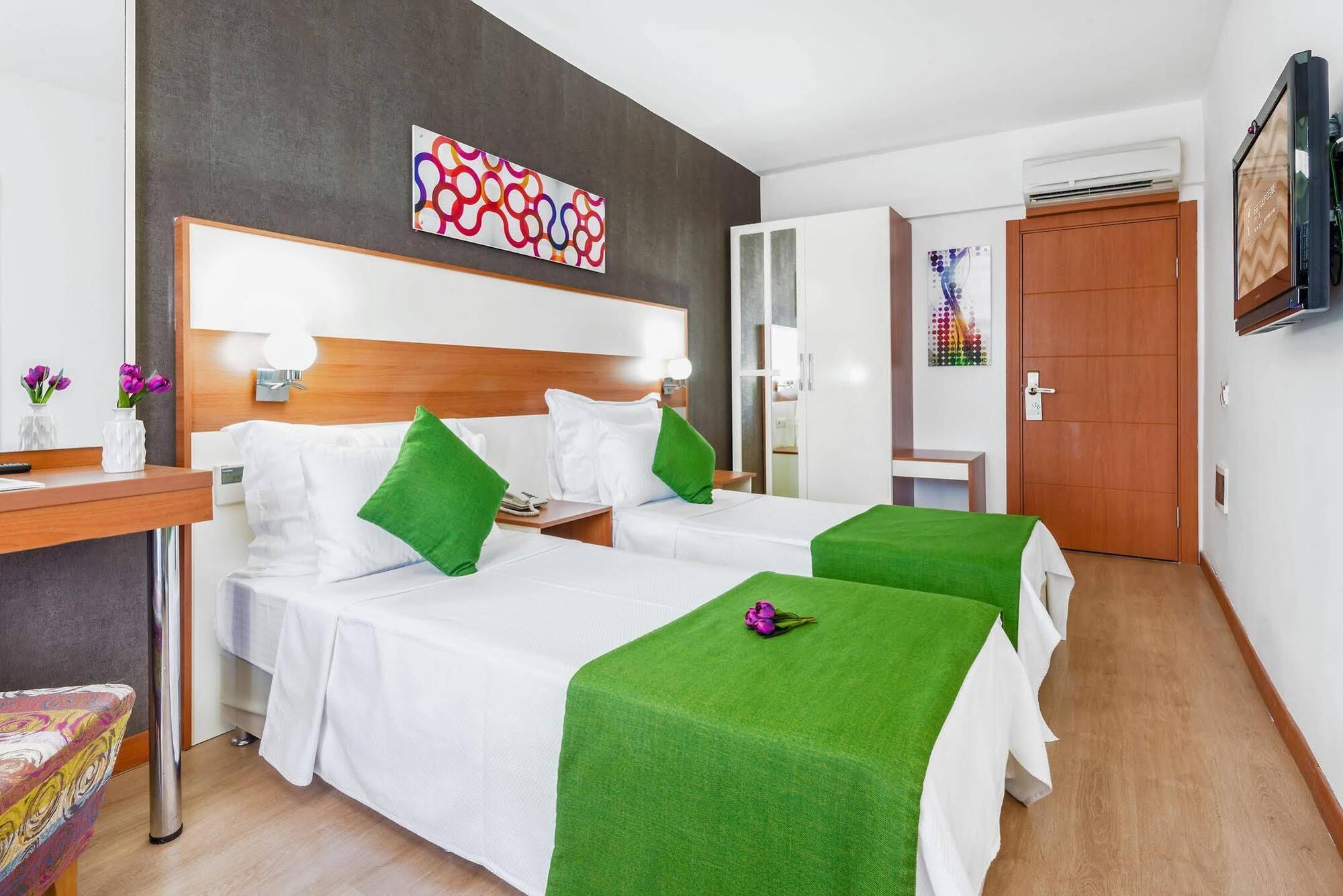 Ege Tulip Cesme Hotel Kültér fotó