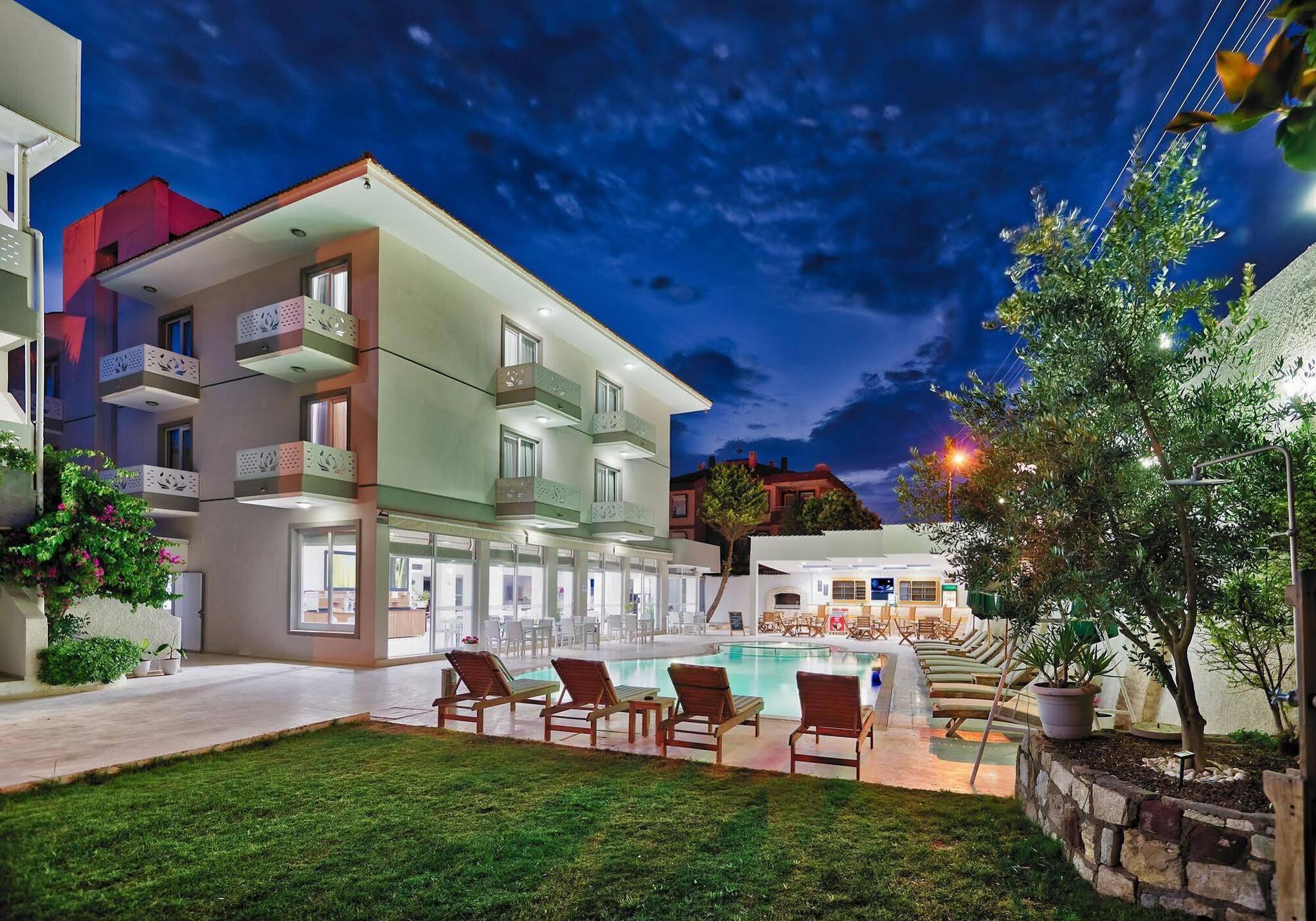Ege Tulip Cesme Hotel Kültér fotó
